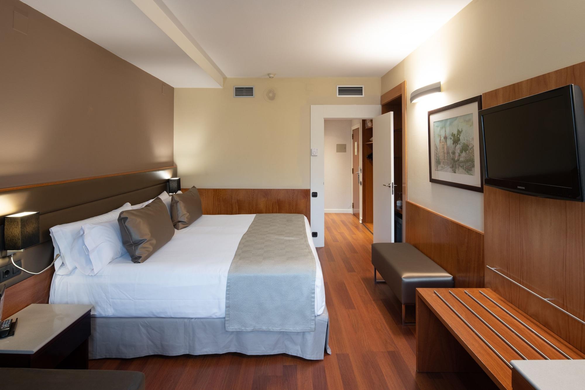 Catalonia Diagonal Centro Hotel 4*